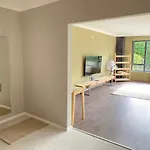 1006 Central 135 Sqm Close To Consulates