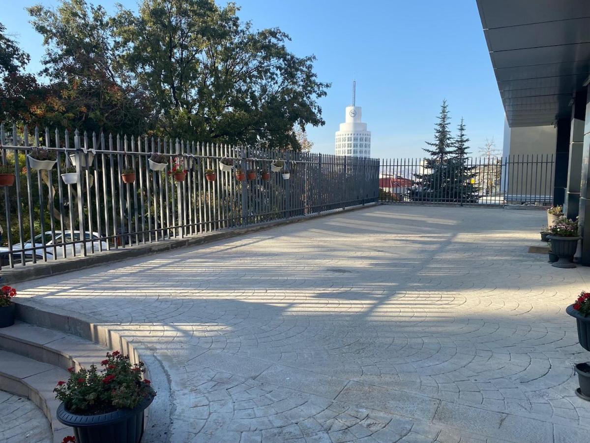 Daire 1006 135 Sqm Close To Consulates *