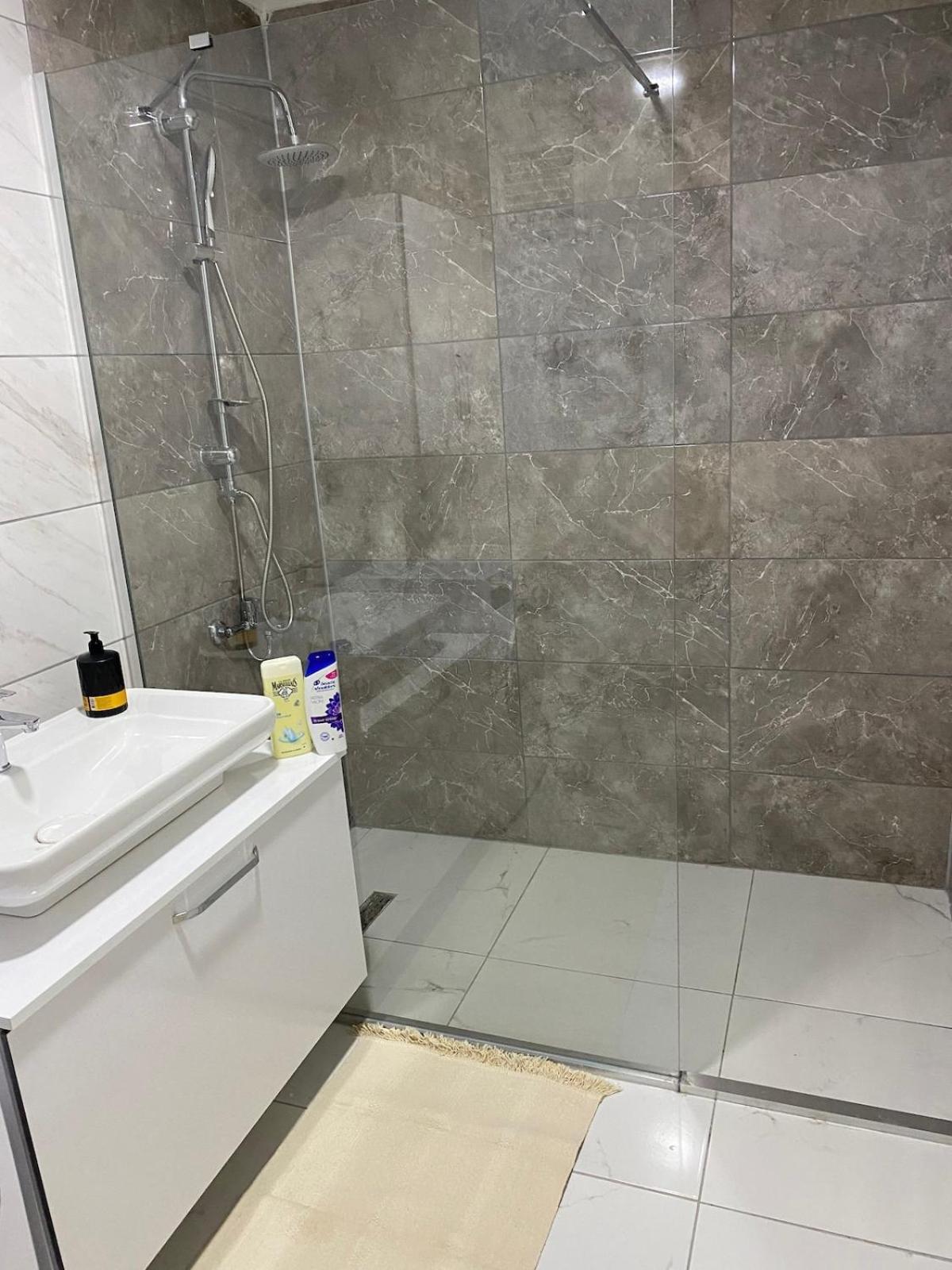 Daire 1006 135 Sqm Close To Consulates Ankara